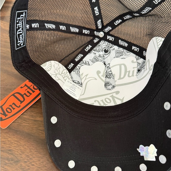 Von Dutch Trucker Hat - Picture 3 of 3